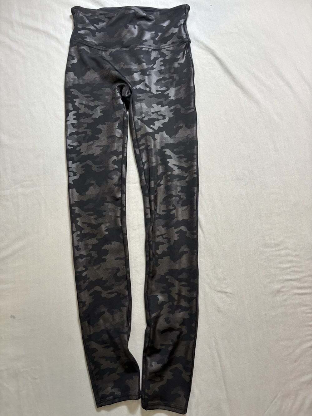 Spanx Leggings Camo Black Women's Size Small